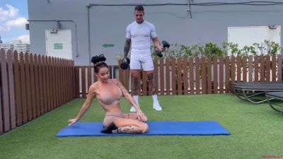 Danae Mari+ Gym Workout: Hardcore Trainer POV Big Ass Big Tits