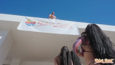 Teen Amateur Outdoor Blowjob: Ricky's Resort Mazee The Goat & Roxie Sinner