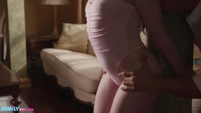 Eva Nyx Big Ass Blonde Teen Creampie Video - Stepdaddy Blowjob