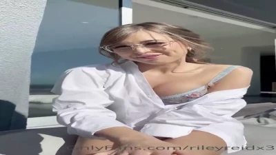 Riley Reid OnlyFans Audition: Glasses, Outdoor Action, Cowgirl, Deepthroat | strmup.cc