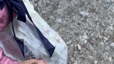 Elle Lee POV Outdoor Threesome MMF Cumshot Blowjob