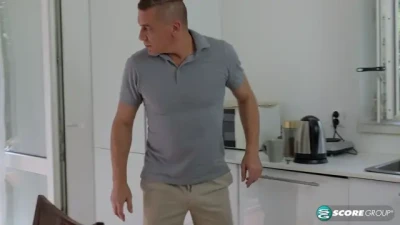 Sofia Smith: Uncensored Teen Anal Videos