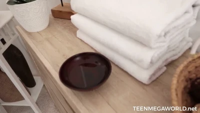 TrickyMasseur Teaches Eveline a Tricky Massage - 1080p HD, Doodstream/Streamtape