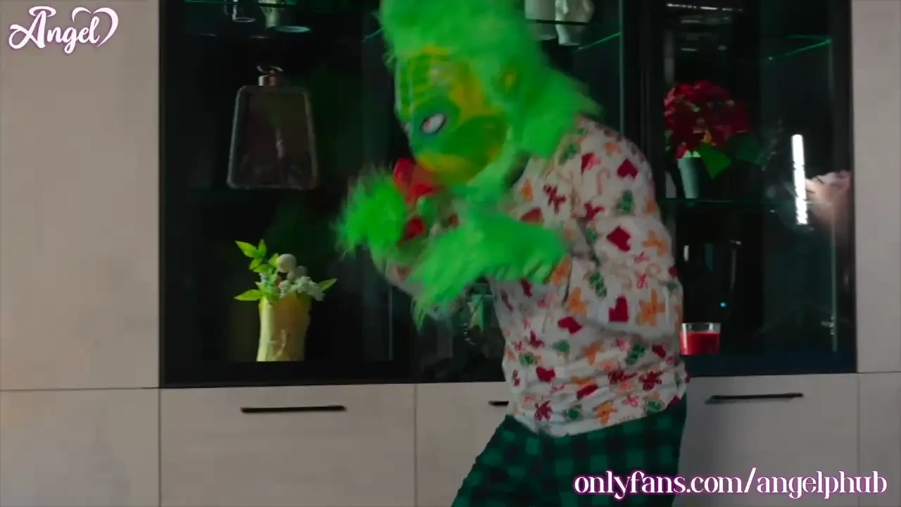 Grinch Can't Stop This Christmas: Little Angel's Hardcore Teen Debut FULL HD - Free Porn HD | FapTer.net