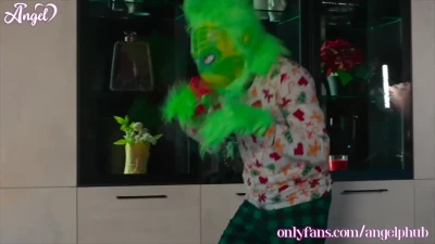 Grinch Can't Stop This Christmas: Little Angel's Hardcore Teen Debut FULL HD